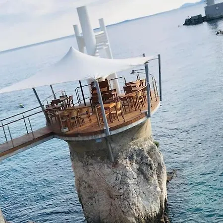 Stylish 4-star Cocoon In The Heart Of The Port * Nizza