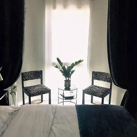 Apartment Stylish 4-star Cocoon With Terrace - Port Center *