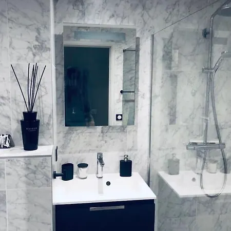 Apartment Stylish 4-star Cocoon In The Heart Of The Port Nizza